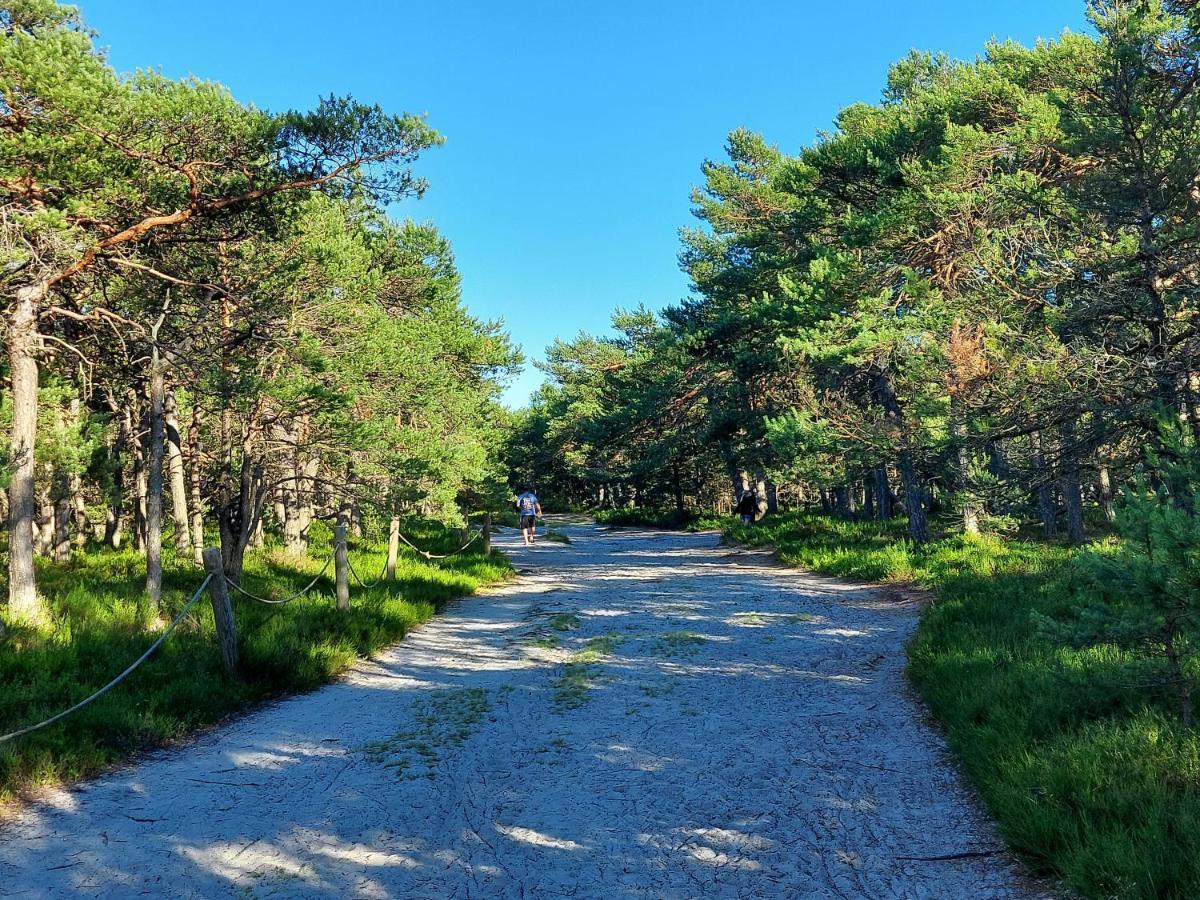 Вилла Greyowka Dom Kryty Strzecha W Gardna Park Czysta Экстерьер фото